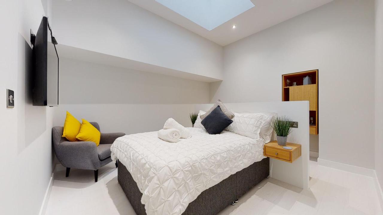 Barbican Boutique Luxury Apartments & Rooms, Плимът Екстериор снимка