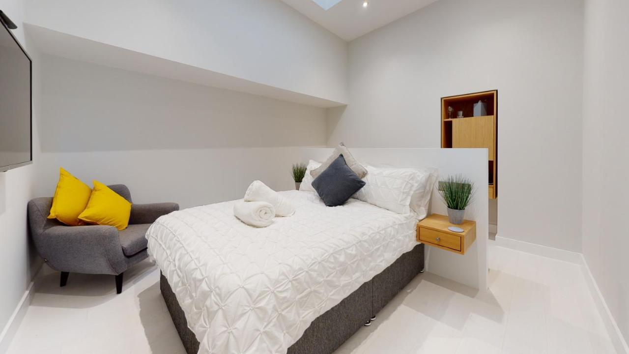 Barbican Boutique Luxury Apartments & Rooms, Плимът Екстериор снимка